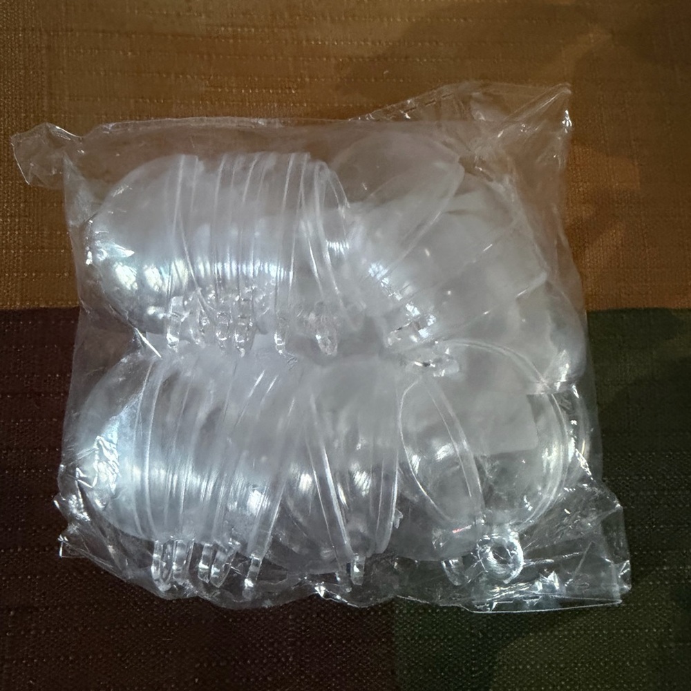Fish Tank Floating Ball Decoration Transparent Plastic Balls - Pack of 10 New